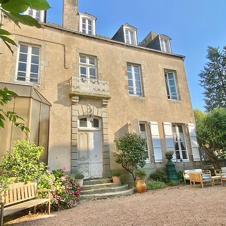 L'Hotel De Herce Chambre D'Hote Mayenne Bagian luar foto