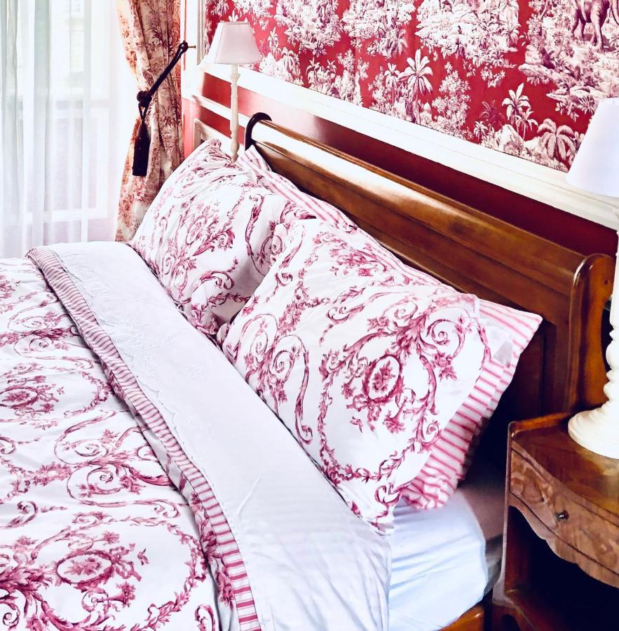 L'Hotel De Herce Chambre D'Hote Mayenne Bagian luar foto