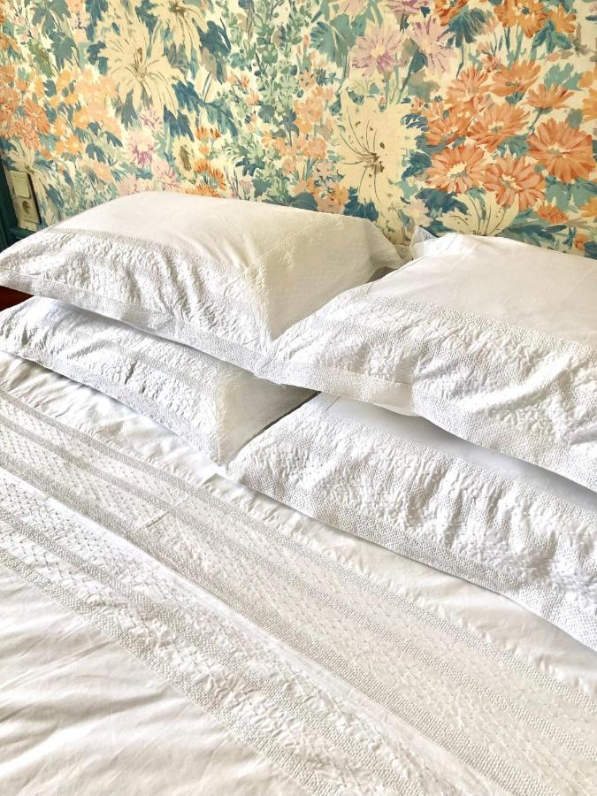 L'Hotel De Herce Chambre D'Hote Mayenne Bagian luar foto